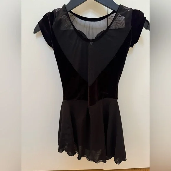 Black Elite Xpression Gracie Gold Style Figure Skating Dress in child 10-12